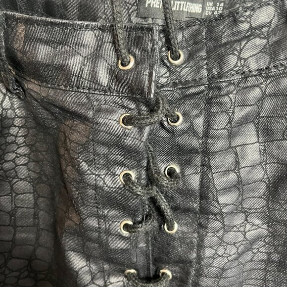 PrettyLittleThing Womens 10 Black Coated Croc Denim Flared Pants Drawstring - Picture 8 of 11
